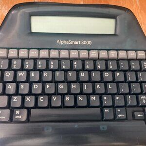 [Working] Alphasmart 3000 with original PC Cable.